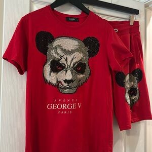 Red Avenue George V Paris Set